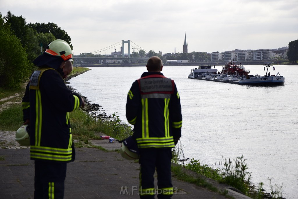 Schiff 1 Koeln in Hoehe der Koelner Zoobruecke P193.JPG - Miklos Laubert